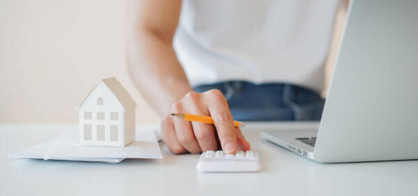 What to Know Before Buying a Corner Plot
